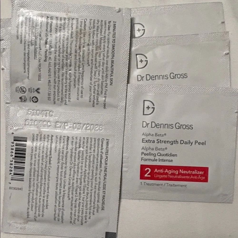 Dr Dennis Gross Alpha Beta Mixture Daily Peel Bundle  10 Treatments expire 2028